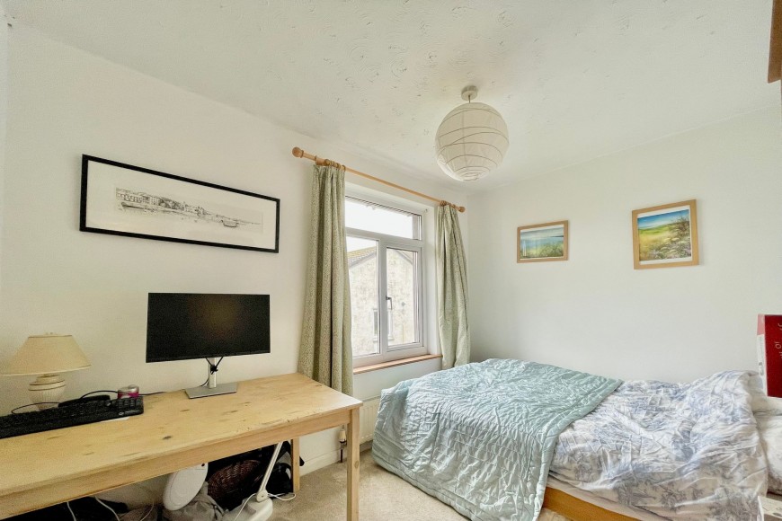 Longfield, Falmouth, TR11