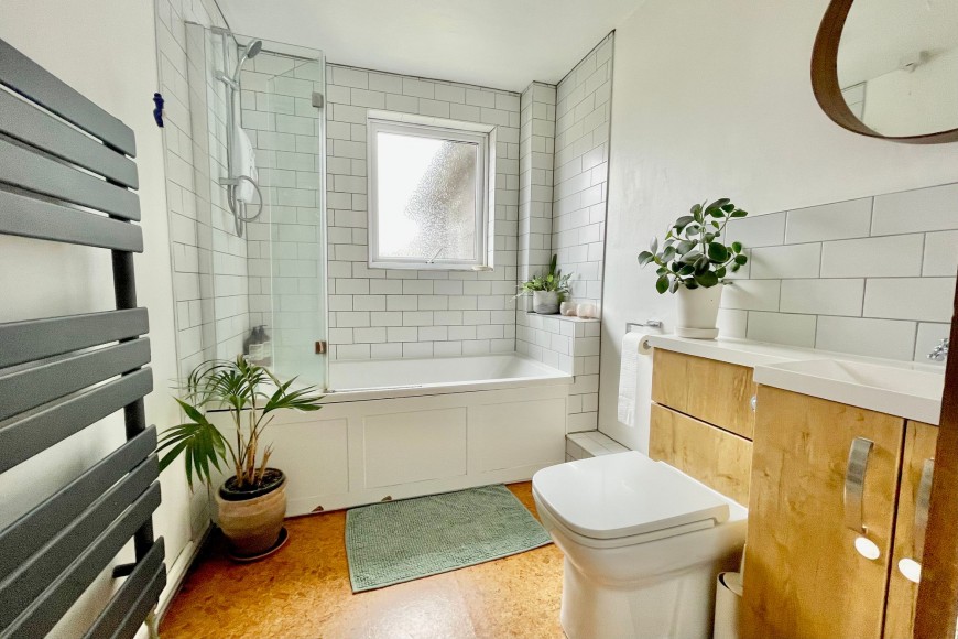 Longfield, Falmouth, TR11