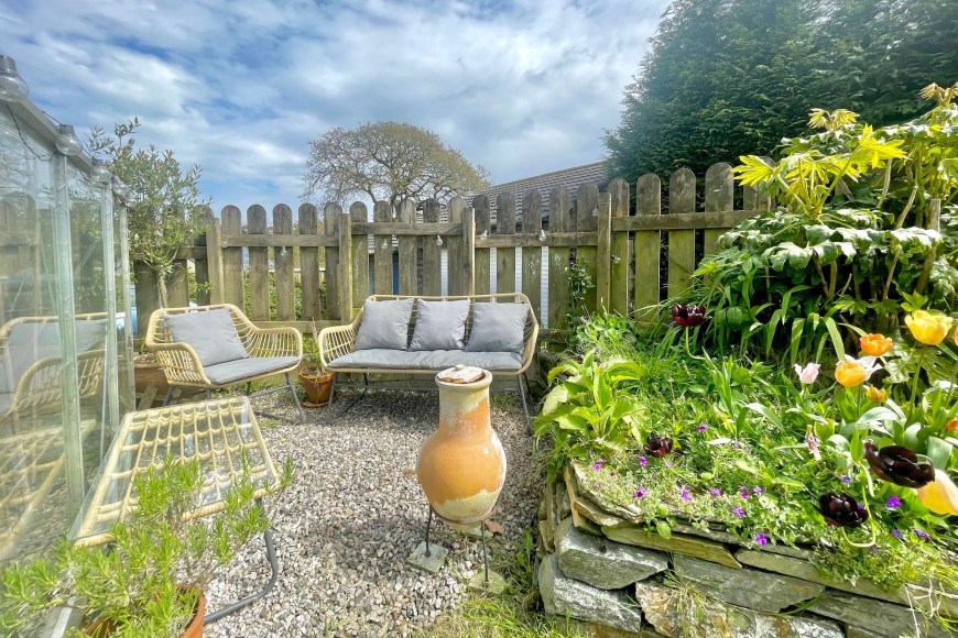 Longfield, Falmouth, TR11