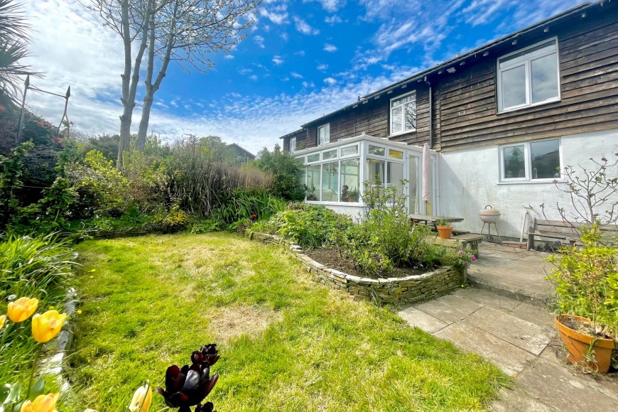 Longfield, Falmouth, TR11