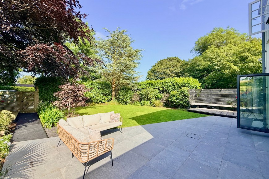 Lane End, St. Gluvias, TR10