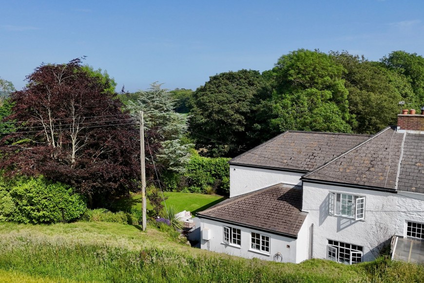 Lane End, St. Gluvias, TR10