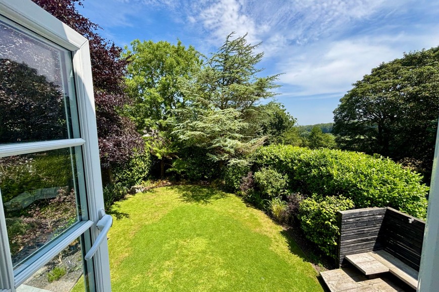 Lane End, St. Gluvias, TR10