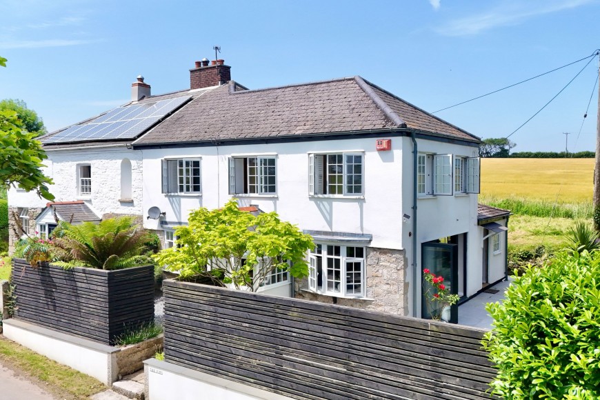Lane End, St. Gluvias, TR10