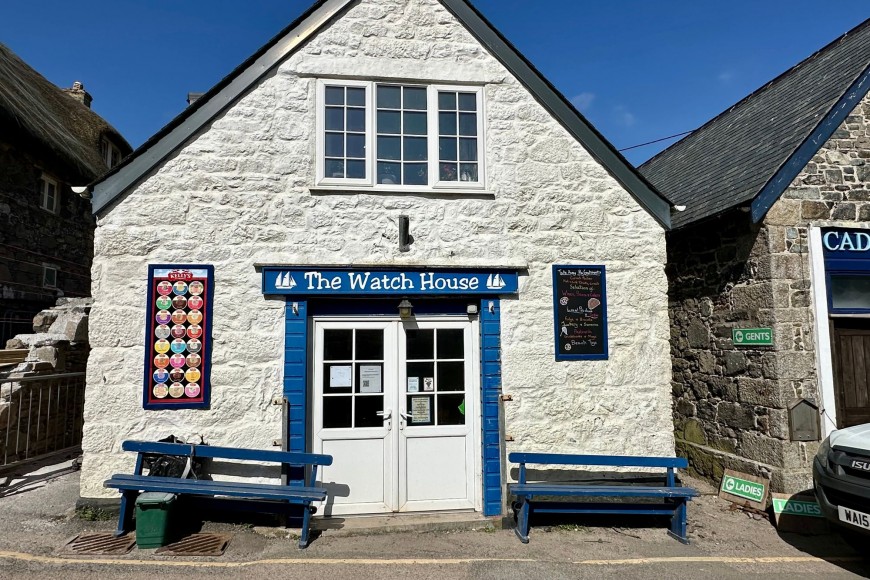 Cadgwith, Ruan Minor, TR12