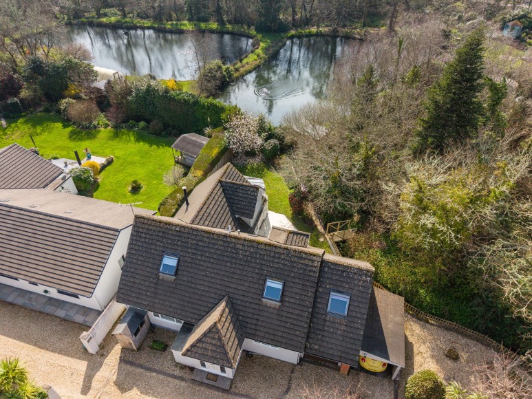 Comfort Road, Mylor Bridge, TR11