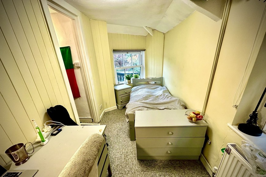 College Ope, Penryn, TR10