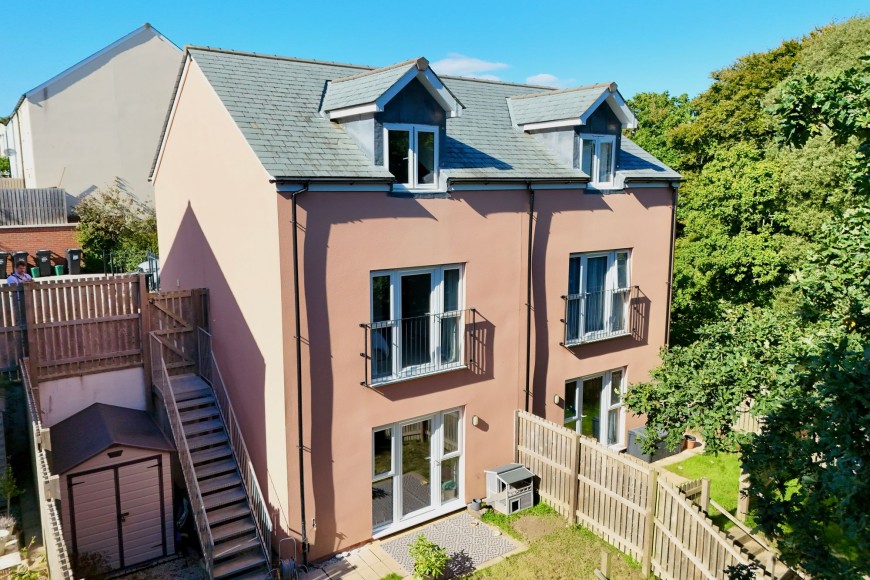 Nelsons Reach, Falmouth, TR11