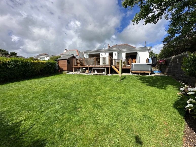 Treliever Road, Mabe Burnthouse, TR10