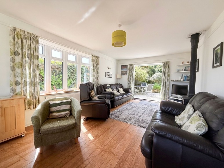 Tredova Crescent, Falmouth, TR11