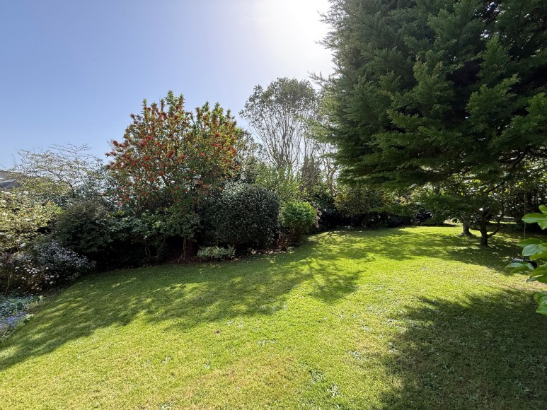 Tredova Crescent, Falmouth, TR11