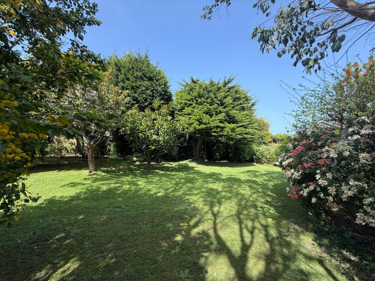 Tredova Crescent, Falmouth, TR11