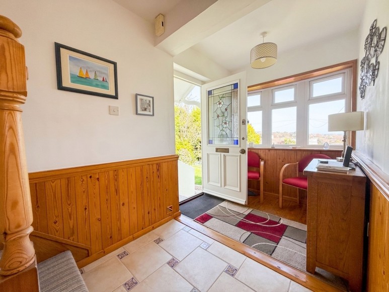 Tredova Crescent, Falmouth, TR11