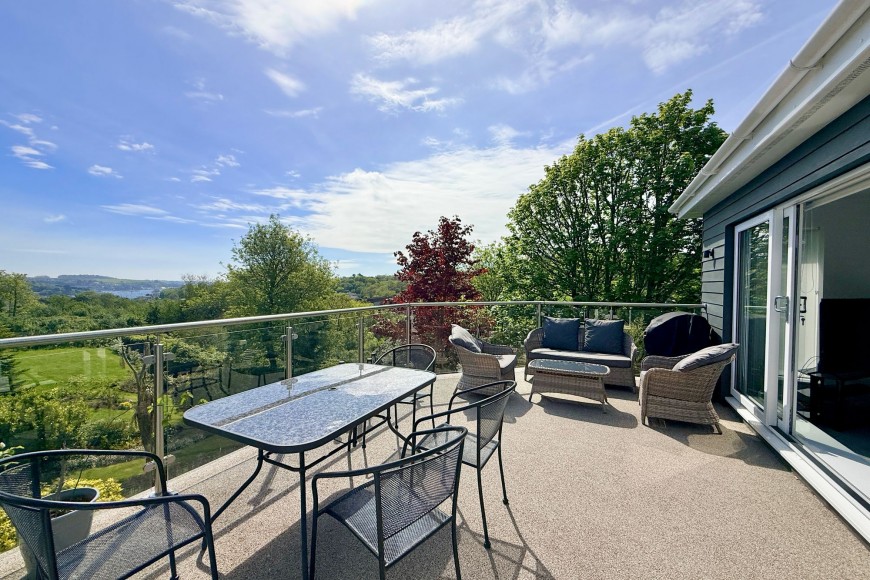 Polsethow, Penryn, TR10