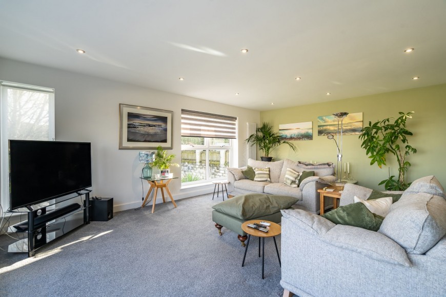 Polsethow, Penryn, TR10