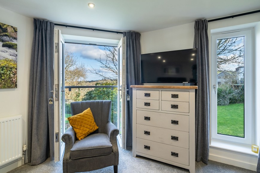 Polsethow, Penryn, TR10