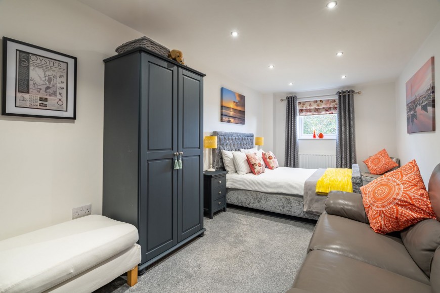 Polsethow, Penryn, TR10