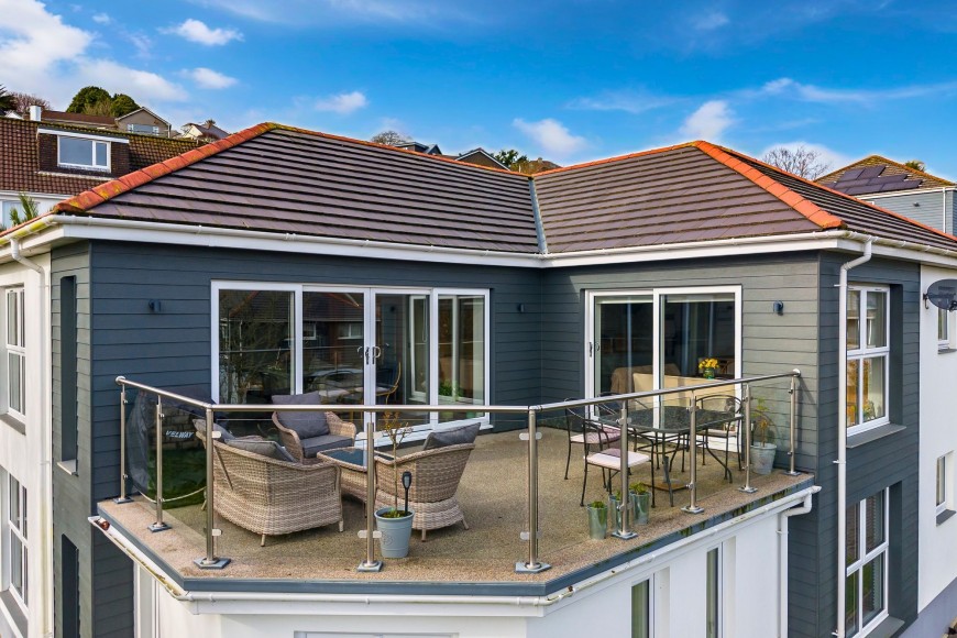 Polsethow, Penryn, TR10