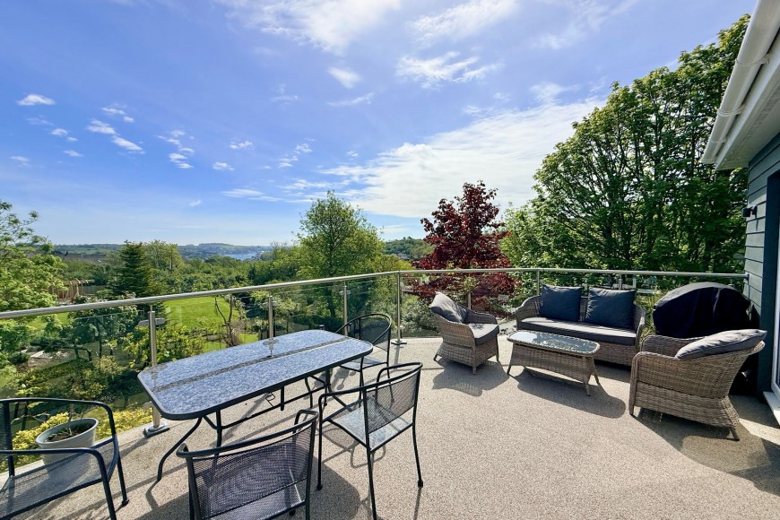 Polsethow, Penryn, TR10