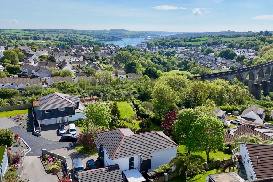 Polsethow, Penryn, TR10
