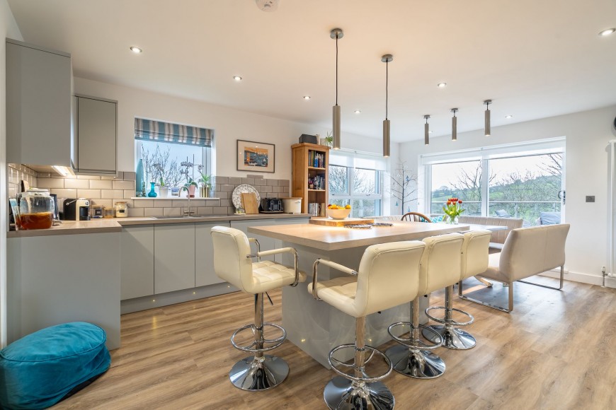 Polsethow, Penryn, TR10