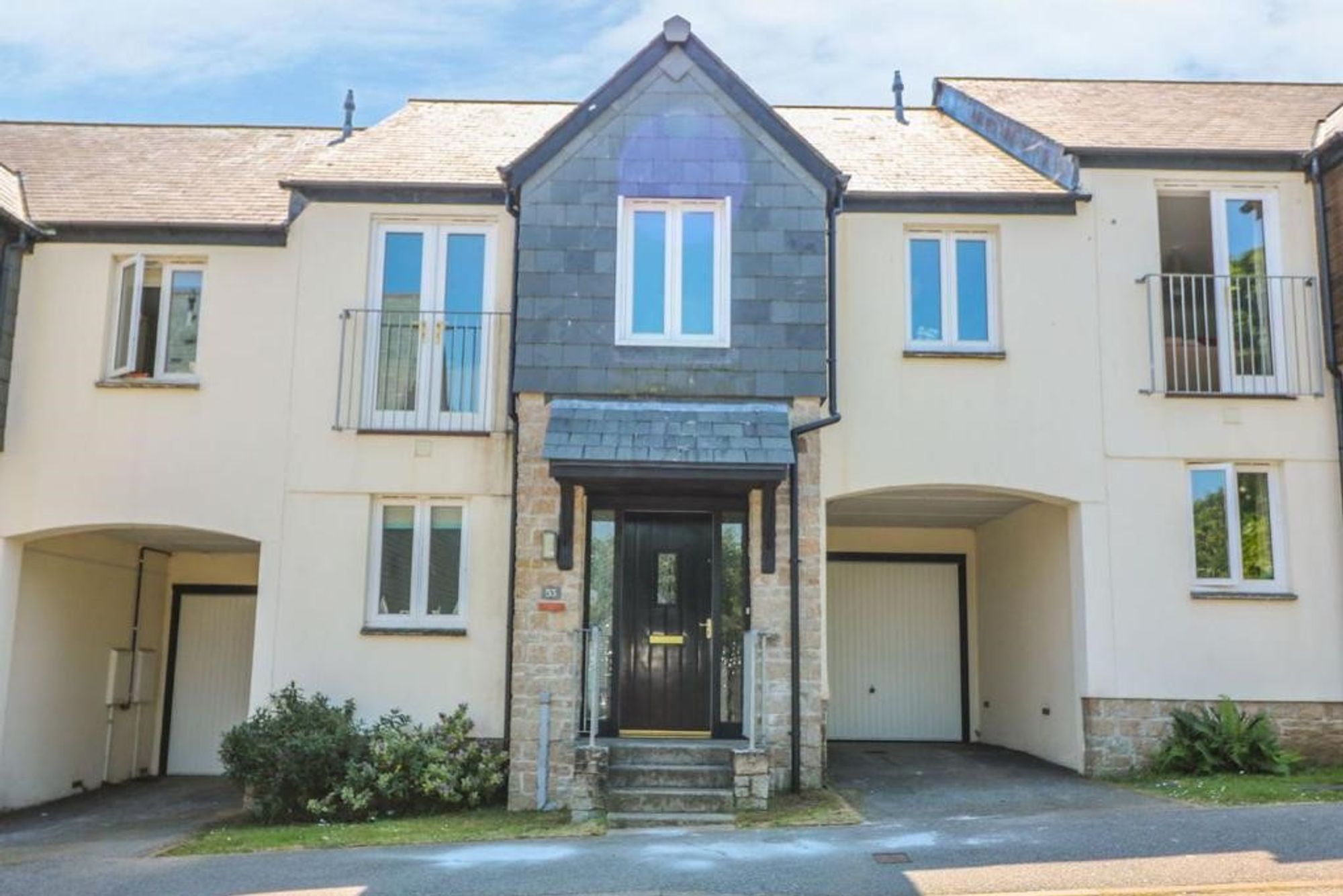 View Calver Close, Penryn, TR10