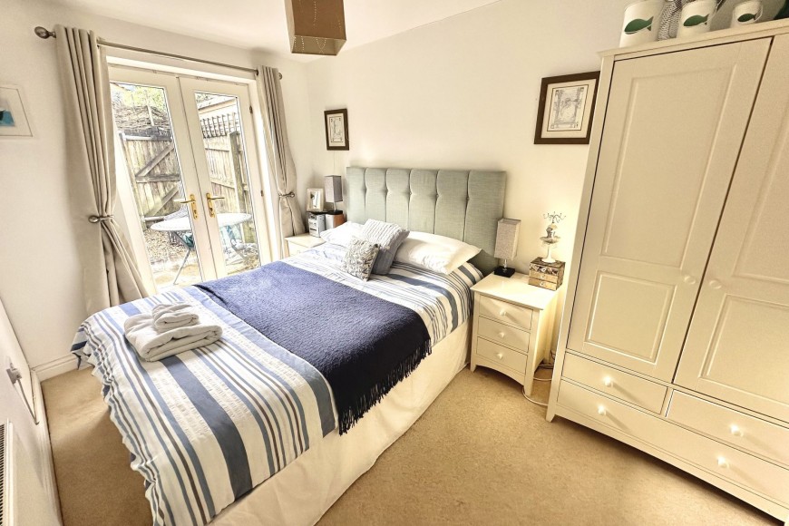 Calver Close, Penryn, TR10