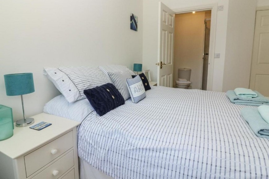 Calver Close, Penryn, TR10