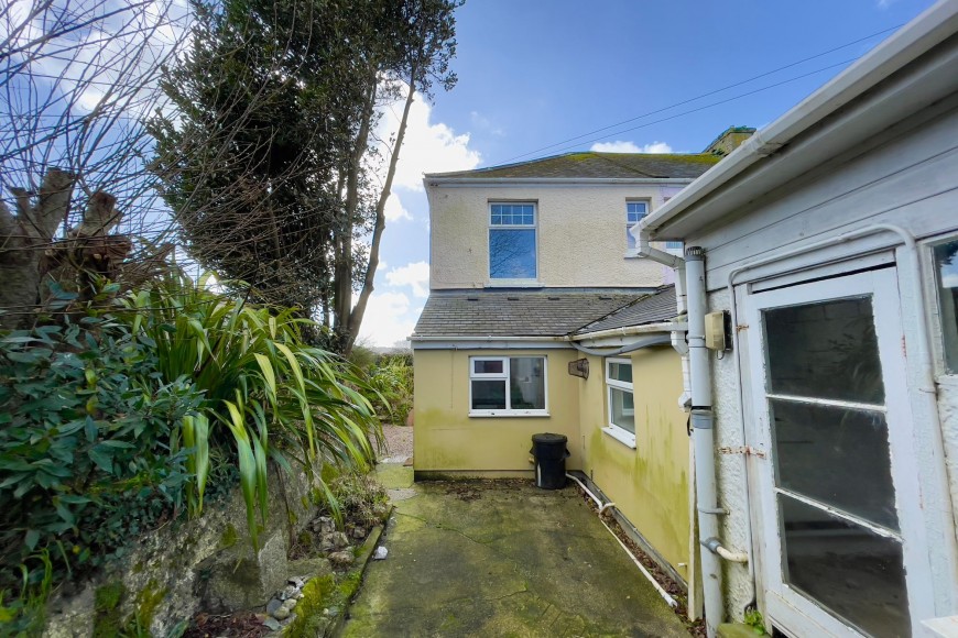 Penmere Place, Falmouth, TR11