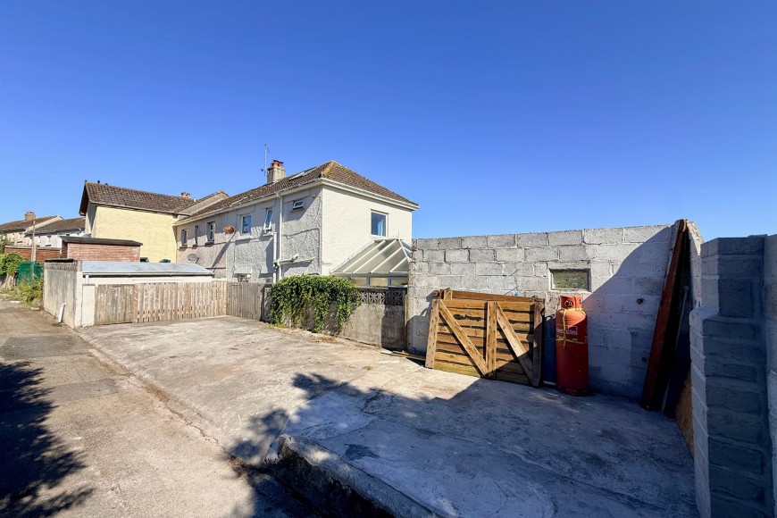 Tresillian Road, Falmouth, TR11