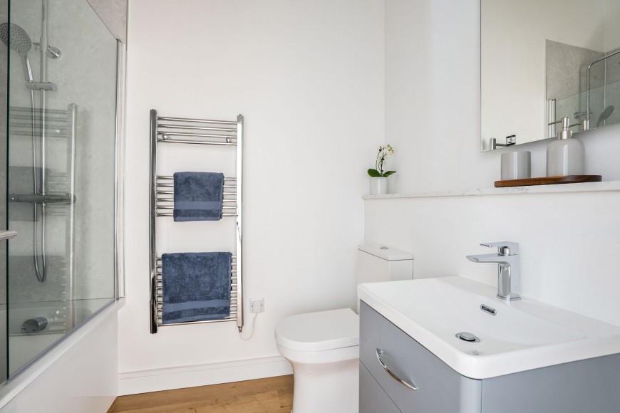 Lower Treluswell, Penryn, TR10