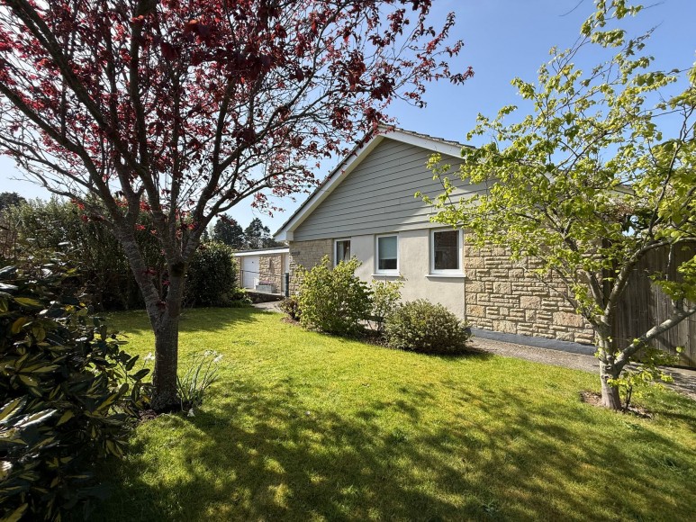 Salt Box Close, Mylor Bridge, TR11