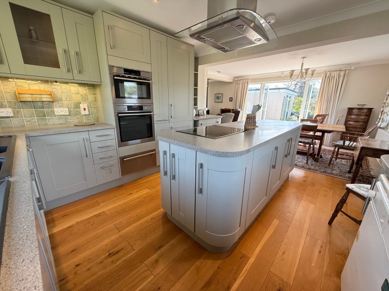 Salt Box Close, Mylor Bridge, TR11