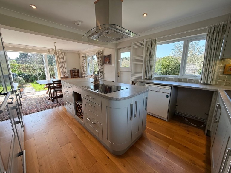 Salt Box Close, Mylor Bridge, TR11