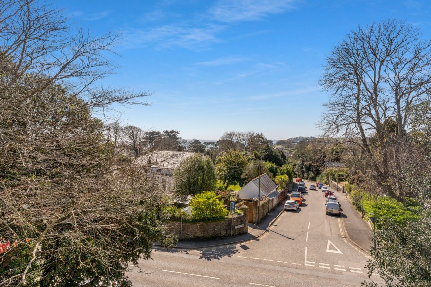 3 Rosehill Place, 66 Melvill Road, TR11