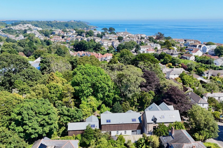 3 Rosehill Place, 66 Melvill Road, TR11