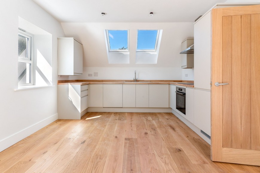 3 Rosehill Place, 66 Melvill Road, TR11