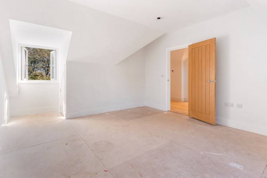 3 Rosehill Place, 66 Melvill Road, TR11