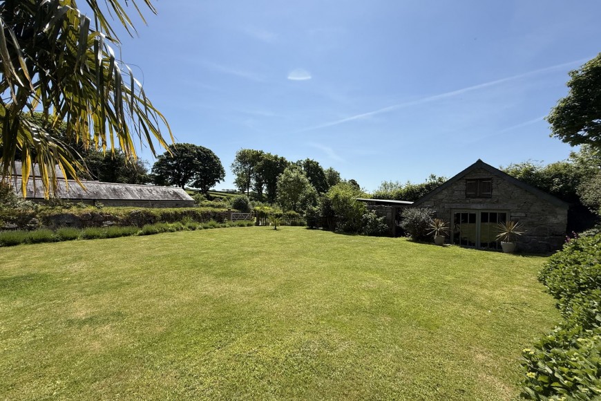 Mawnan Smith, Lower Tregarne, TR11