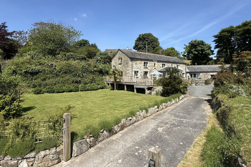Mawnan Smith, Lower Tregarne, TR11