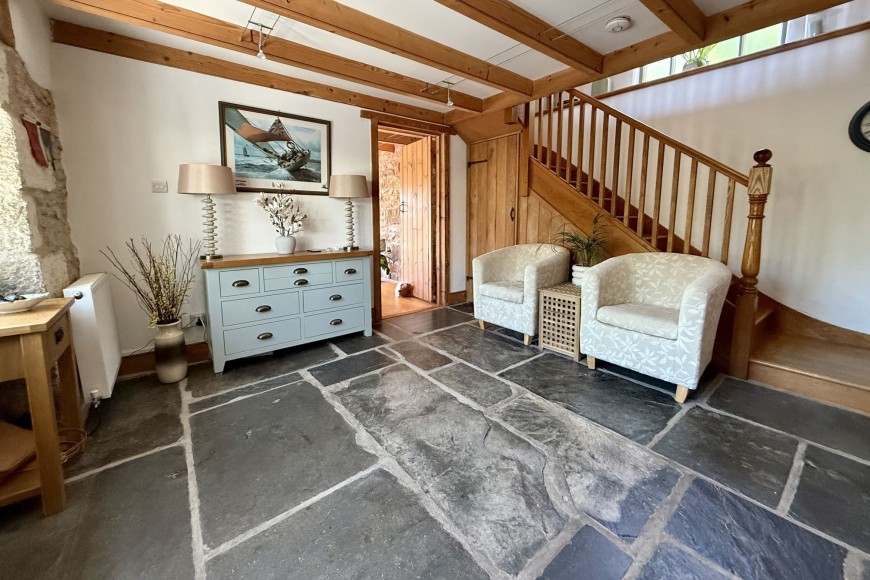 Mawnan Smith, Lower Tregarne, TR11