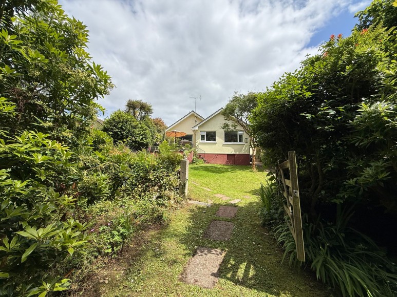 Venton Road, Falmouth, TR11
