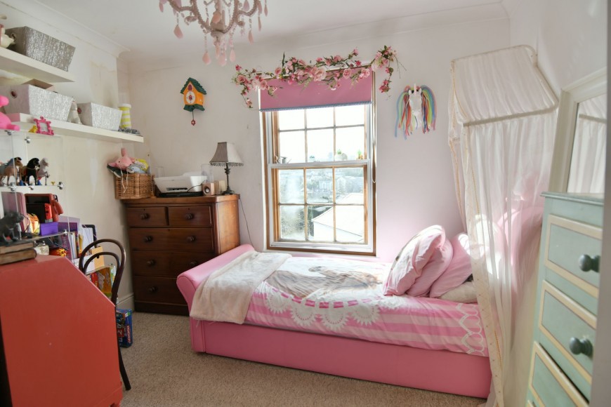 Higher Market Street, Penryn, TR10