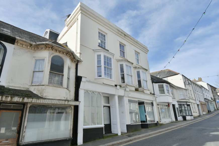 Higher Market Street, Penryn, TR10