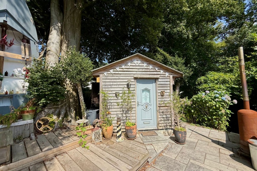 Penmere Drive, Falmouth, TR11