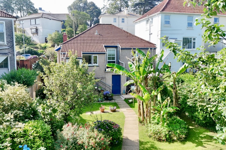 Avenue Road, Falmouth, TR11