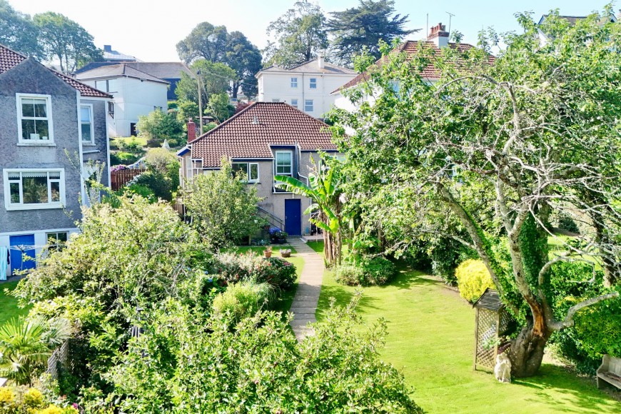 Avenue Road, Falmouth, TR11
