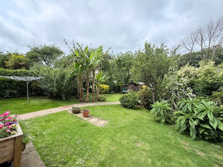 Avenue Road, Falmouth, TR11