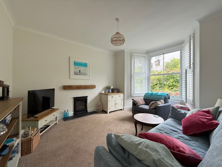Avenue Road, Falmouth, TR11