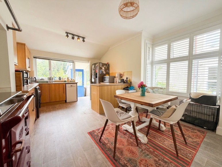 Avenue Road, Falmouth, TR11